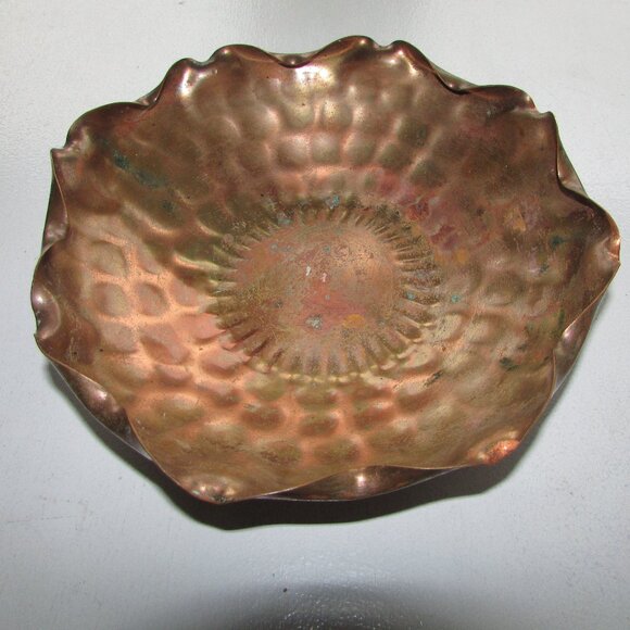 Vintage Hammered Copper Decorative Bowl - Picture 1 of 8